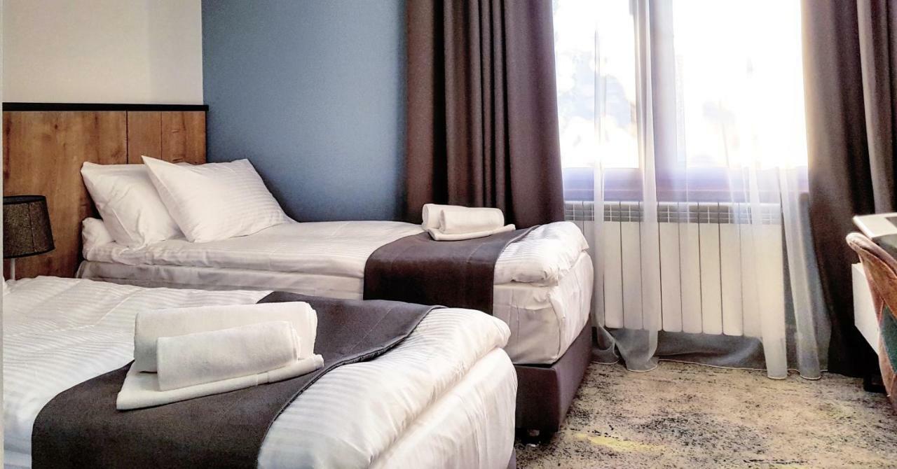 Hotel Alpha Yerevan Exterior photo
