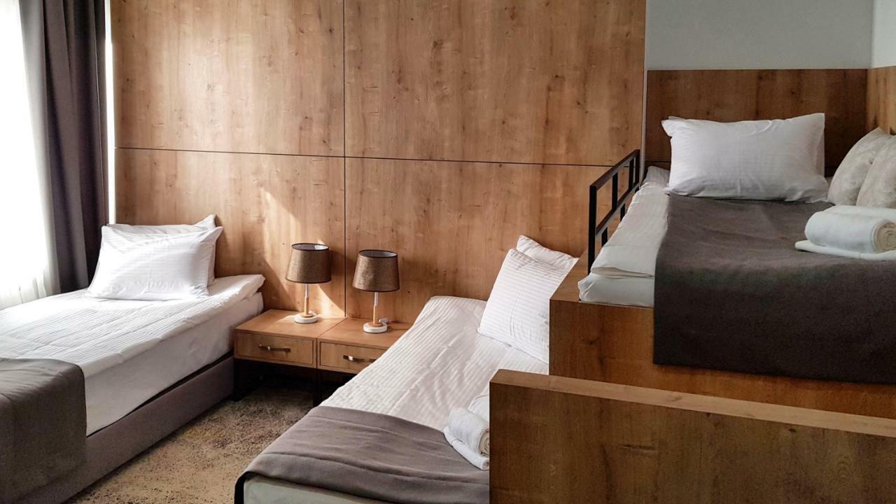Hotel Alpha Yerevan Exterior photo